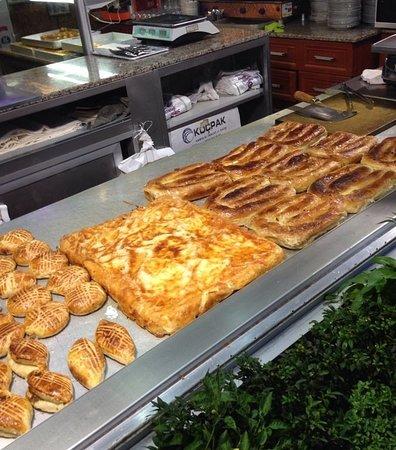 Meshur Sariyer Borekcisi